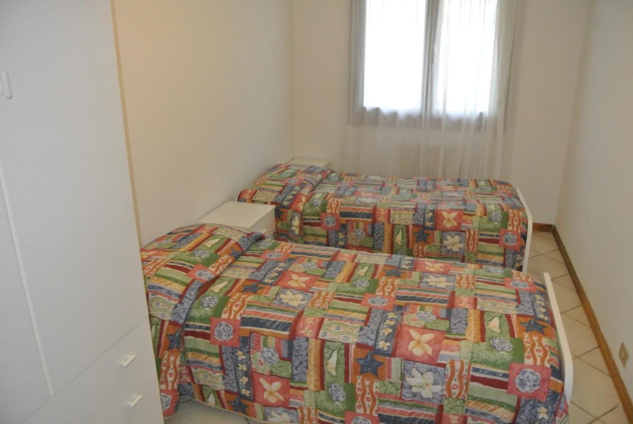 Condominio Maria Lignano Sabbiadoro Kültér fotó
